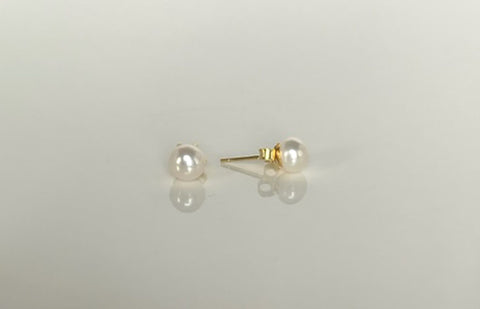Freshwater Pearl Studs