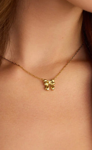 Bow Necklace